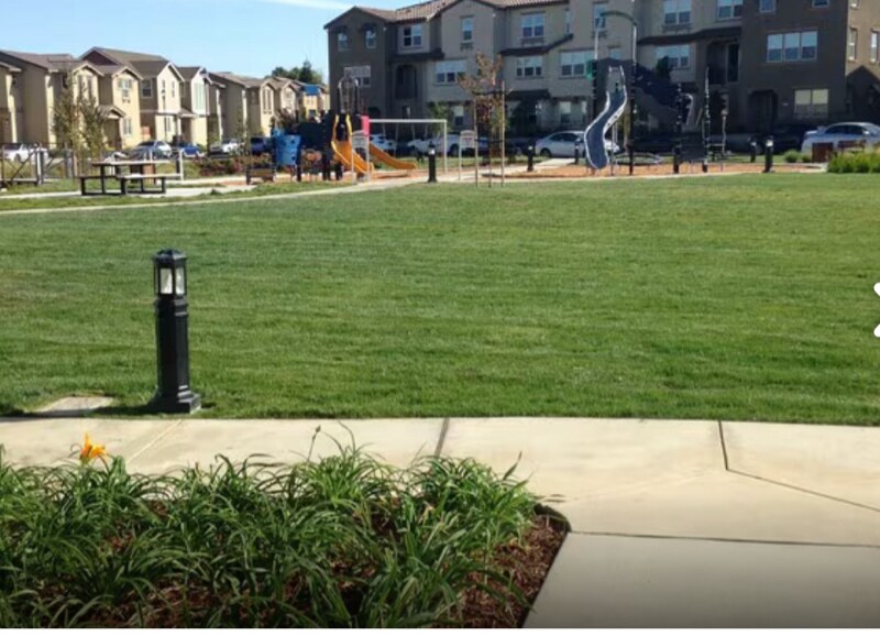 1250 Gusty Lp in Livermore, CA - Foto de edificio