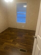 311 Fogil Dr in Piedmont, SC - Foto de edificio - Building Photo