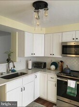 2449 Bolton Ln in Crofton, MD - Building Photo - Building Photo