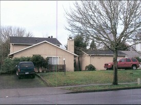 9805 SW Lookout Ter Apartments