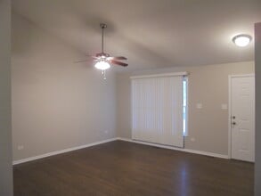 3414 Cathy Dr in Joliet, IL - Building Photo - Building Photo