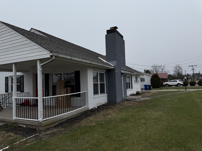 606 E Main Street Ext in Emmitsburg, MD - Building Photo - Building Photo