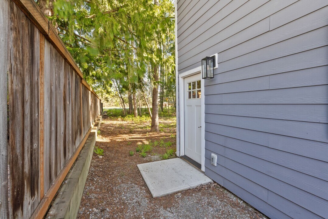 900 Westwood Dr in Sandpoint, ID - Building Photo