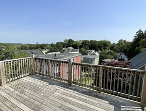 74 Weld Hill St, Unit 3 in Boston, MA - Building Photo - Building Photo