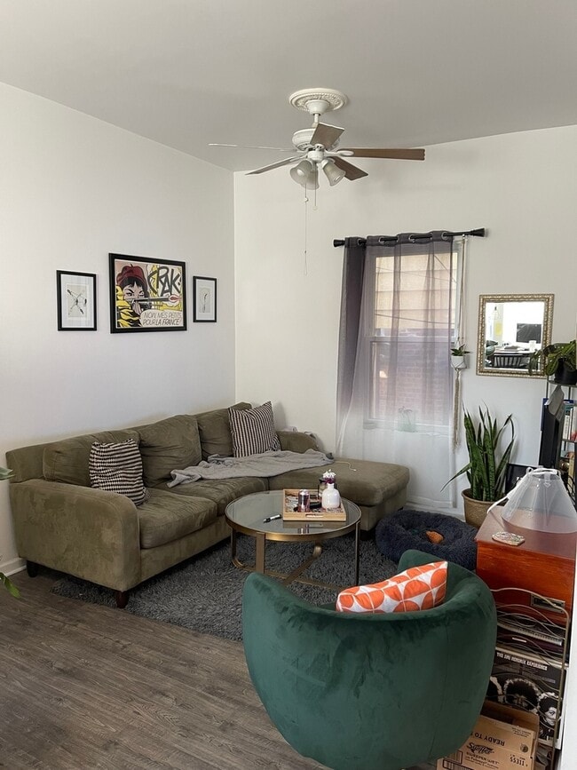 912 N Ashland Ave in Chicago, IL - Building Photo - Building Photo