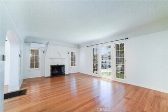 1038 S Citrus Ave in Los Angeles, CA - Building Photo - Building Photo
