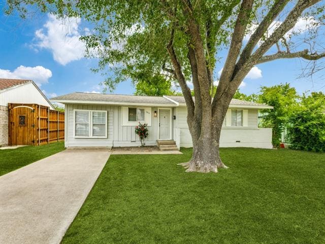 property at 1814 Burke Dr