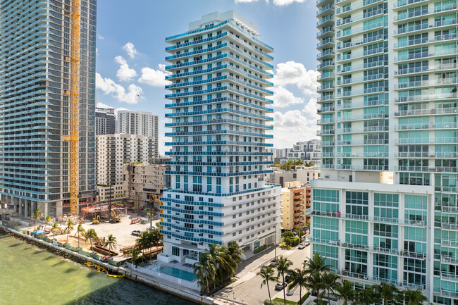 Star Lofts on the Bay in Miami, FL - Building Photo - Building Photo