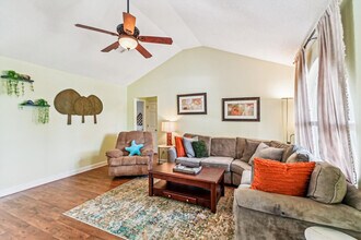 17007 Castile Ave in Panama City Beach, FL - Building Photo - Building Photo