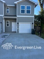 9805 McLuvin Rd in Pensacola, FL - Building Photo