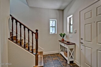 3935 E Rough Rider Rd in Phoenix, AZ - Building Photo - Building Photo