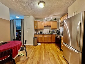 227 Everett St in Boston, MA - Building Photo - Building Photo