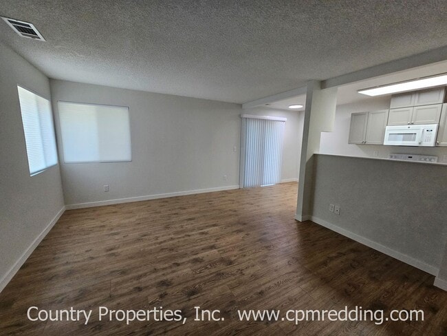 1849 Parallel St in Shasta Lake, CA - Building Photo - Building Photo