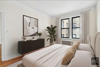 West 10th Street in New York, NY - Building Photo - Building Photo