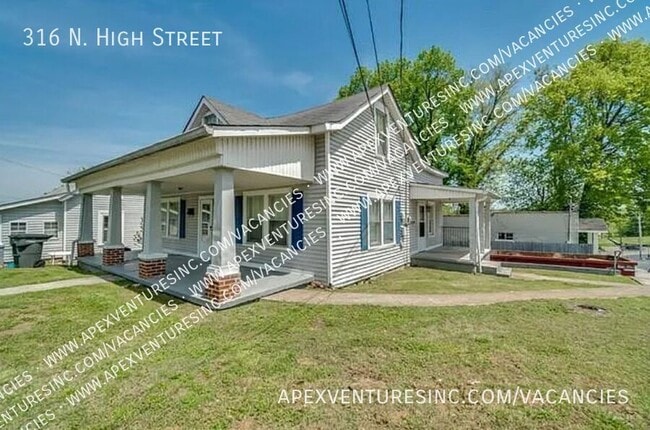 316 N High St in Columbia, TN - Building Photo - Building Photo