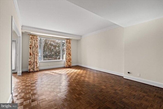 8101 Connecticut Ave in Chevy Chase, MD - Building Photo - Building Photo