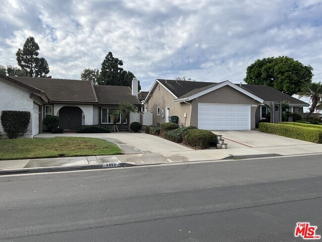 property at 9522 Telhan Dr