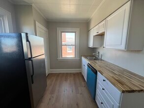 2310 Indian Mound Ave, Unit 2 in Norwood, OH - Building Photo - Building Photo