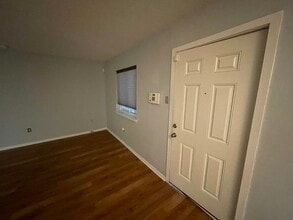 500 Lake Marina Ave, Unit 209 in New Orleans, LA - Building Photo - Building Photo