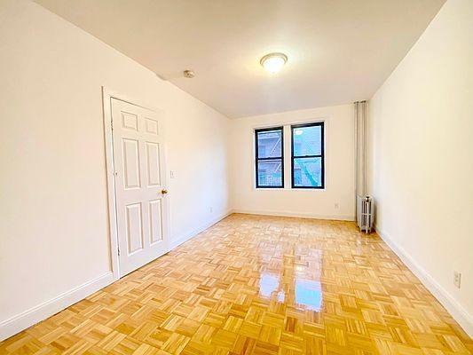 property at 45 E Mosholu Pkwy N