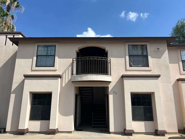 506 Norwich Loop in Laredo, TX - Building Photo - Building Photo