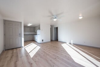 462 NE Dekalb Ave in Bend, OR - Building Photo - Building Photo