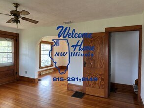 849 N Silberman Rd in Pearl City, IL - Building Photo - Building Photo