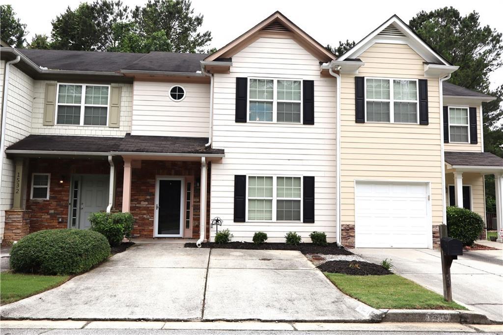 1534 Rogers Preserve Rd in Lithonia, GA - Building Photo