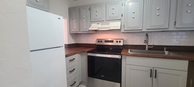 603 SW 75th St, Unit 102 in Gainesville, FL - Building Photo - Building Photo