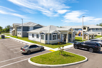 Mango Terrace in Seffner, FL - Foto de edificio - Building Photo