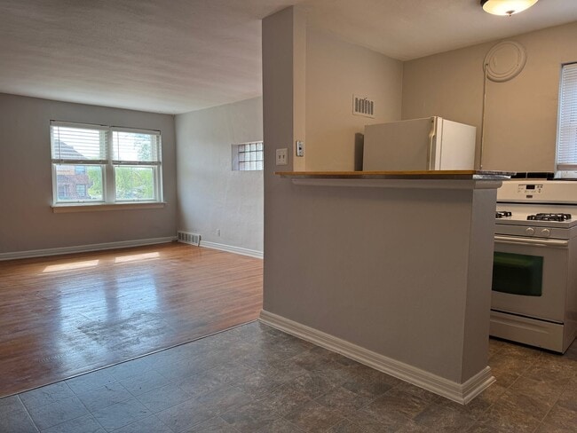 property at 4519 Jamieson Ave