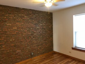4929 N Kedzie Ave in Chicago, IL - Building Photo - Building Photo
