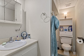 1603 N Main St in Anderson, SC - Foto de edificio - Building Photo