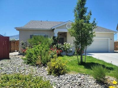 11090 Marymount Dr in Reno, NV - Foto de edificio