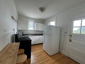 28W573 Stafford Pl in Warrenville, IL - Building Photo - Building Photo