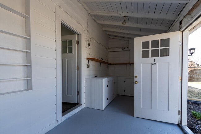 property at 5625-5639 NY-82