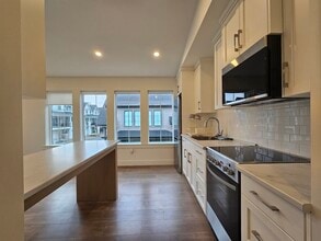 7846 Cedarbrook Rd in Chilliwack, BC - Building Photo - Building Photo