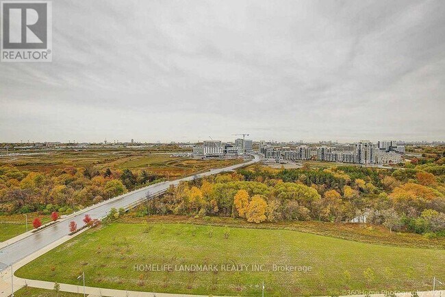 1 Uptown Dr in Markham, ON - Building Photo - Building Photo