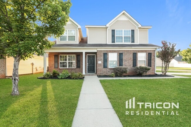 property at 820 Chickamauga Dr