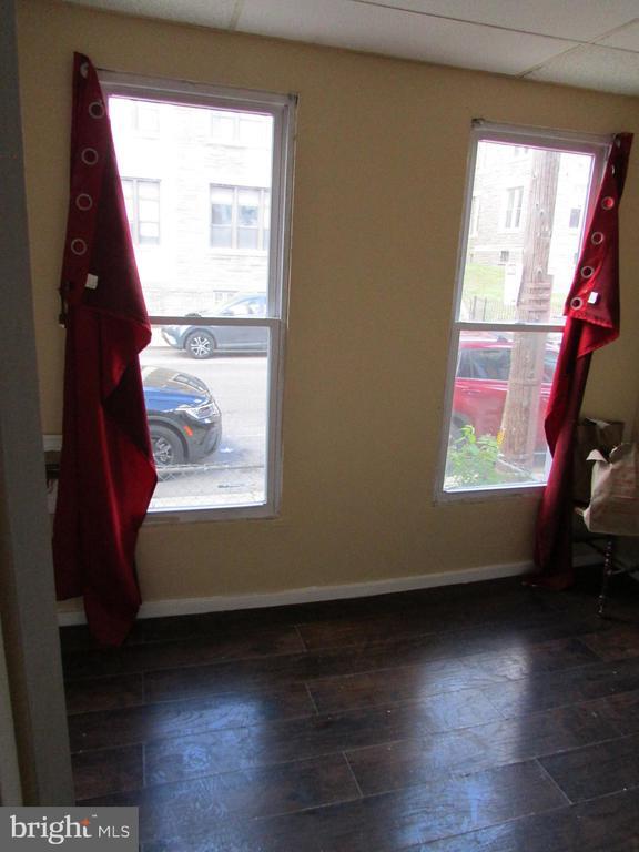 412 Lindley Ave in Philadelphia, PA - Building Photo - Building Photo