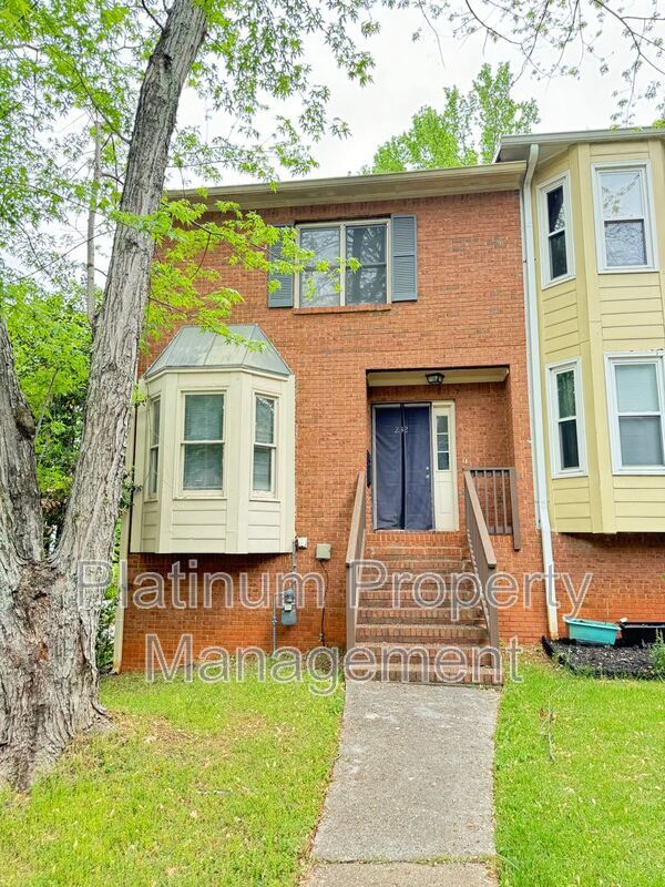 property at 232 Hembree Park Terrace