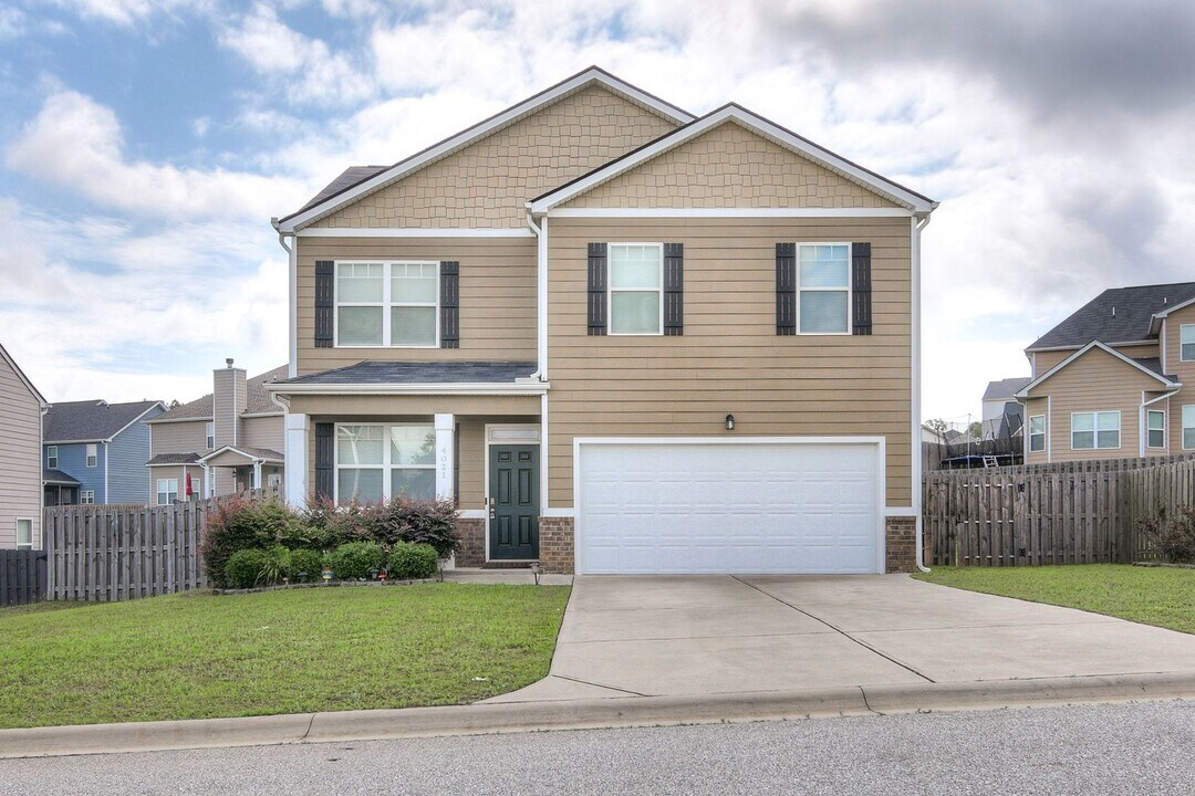 4021 Abbey Rd in Grovetown, GA - Building Photo