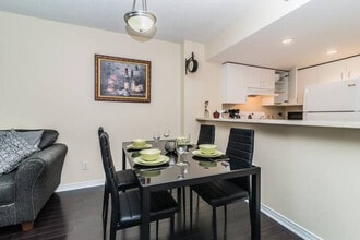 1255 Rue De Bullion, Unit SI ID1261832P in Montréal, QC - Building Photo - Building Photo