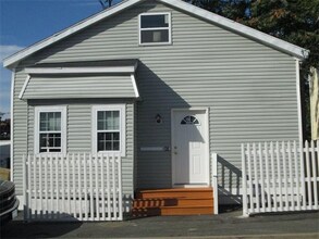 43 Marion St in Lynn, MA - Building Photo - Building Photo