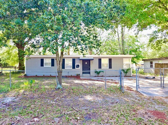 10536 Wooster Dr