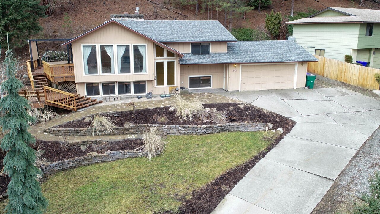 15511 N Cincinnati St in Spokane, WA - Building Photo