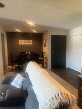 13615 Lamon Ave, Unit 509 in Crestwood, IL - Building Photo - Building Photo