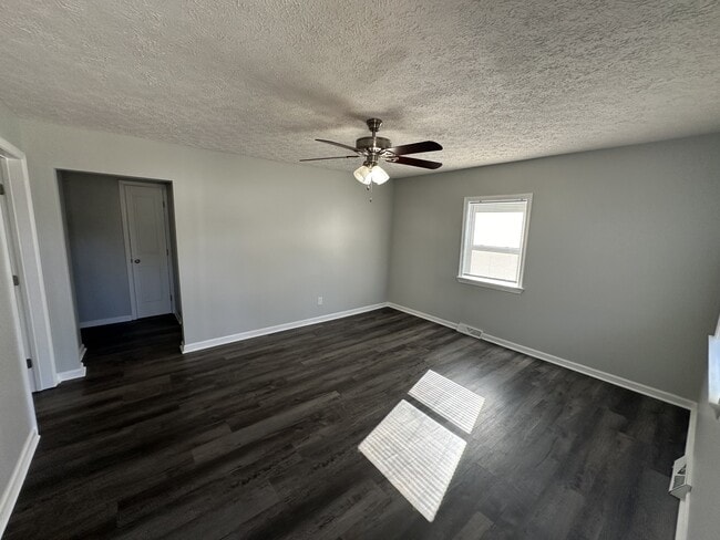 225 Clarkson St in Danville, VA - Building Photo - Building Photo