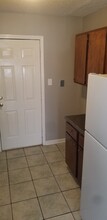 1345 Halcomb Ln in Memphis, TN - Foto de edificio - Building Photo