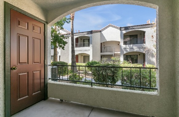 950 Seven Hills Dr, Unit Seven Hills 1016 in Henderson, NV - Foto de edificio - Building Photo